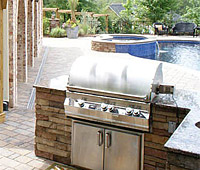 Outdoor Kitchens & BBQ's